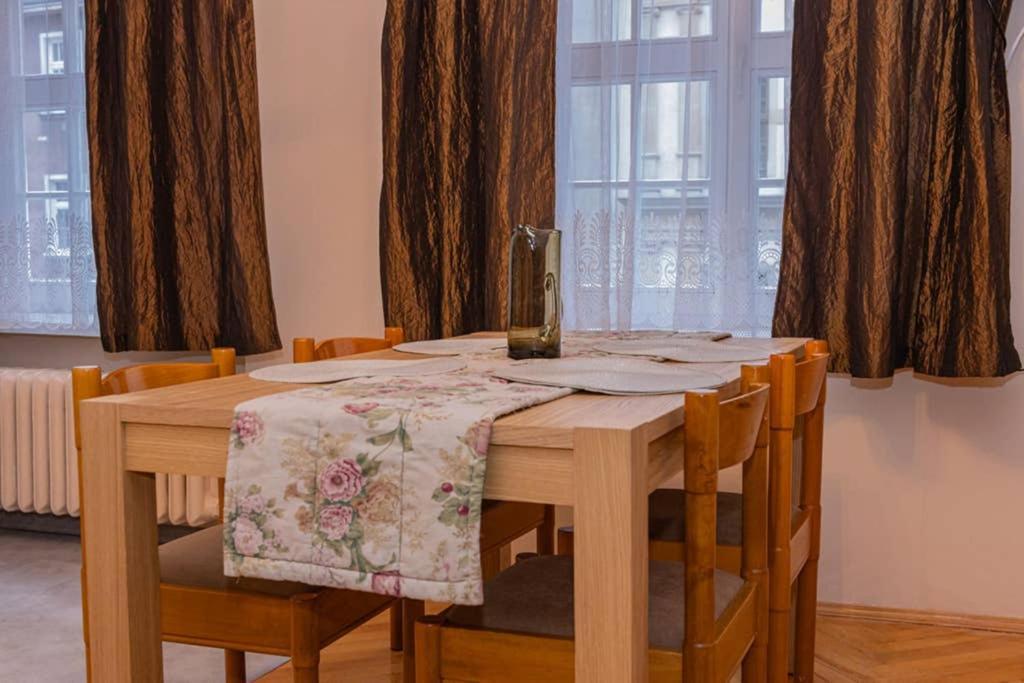 Apartament Brama Chlebnicka 그단스크 외부 사진